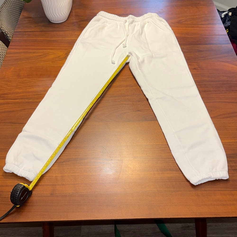 SHEIN White women’s Sweatpants